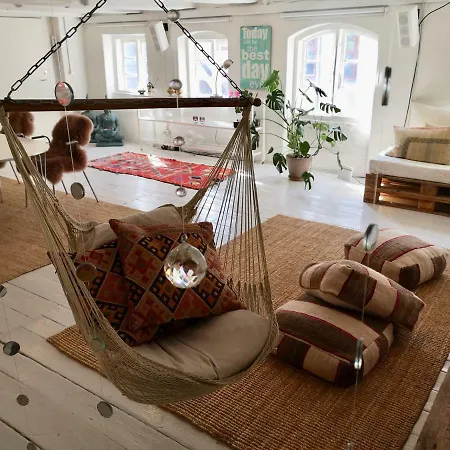Apartamento A Charming And Beautiful Oasis In The Heart Of *
